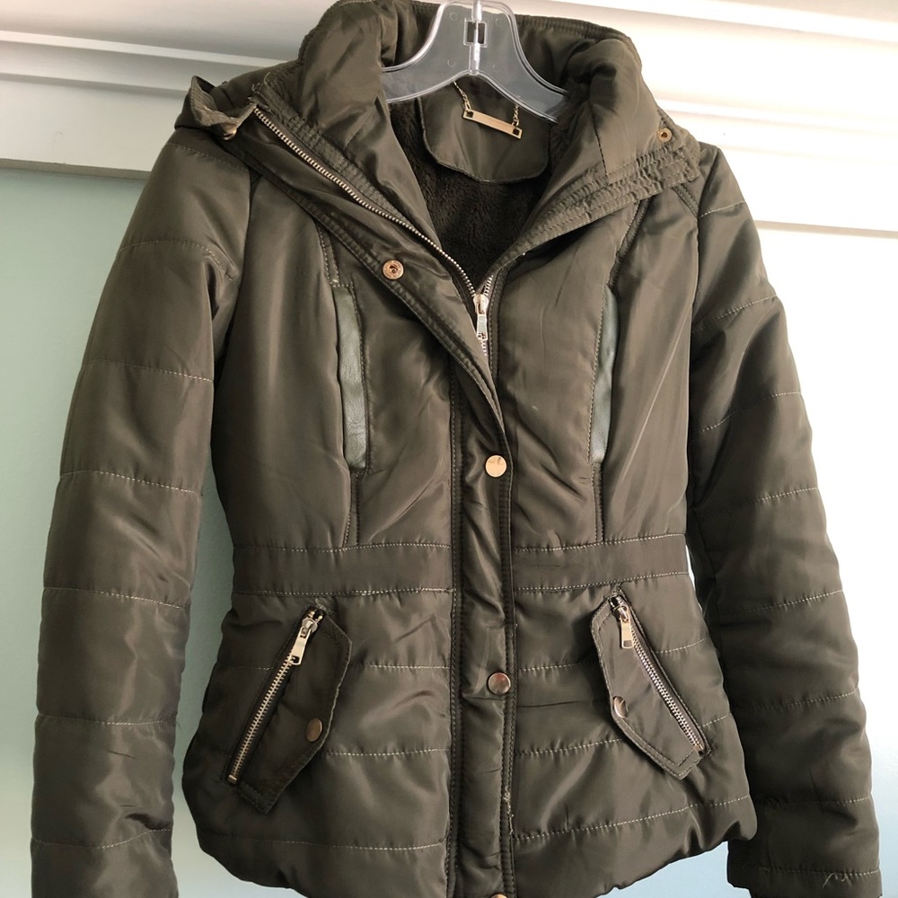 faux fur lined winter coat (super cute + sassy)